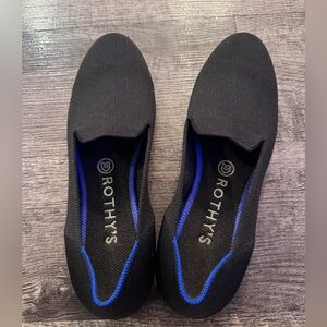 black comfort flats